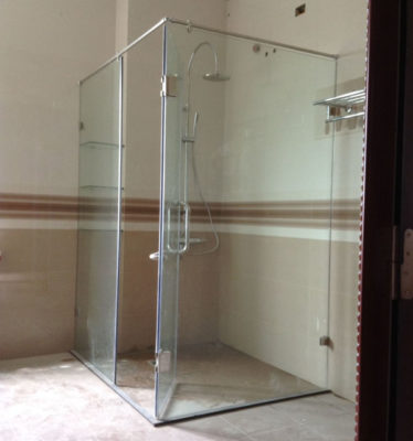 Mẫu phòng tắm kính mới nhất